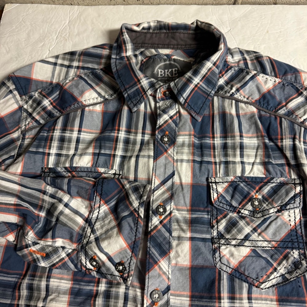 BKE Athletic Fit Mens XL Blue Plaid Button Down Shirt Long Sleeve Western Pkt